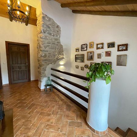 Cortijo Las Angosturas Montefrio Luaran gambar
