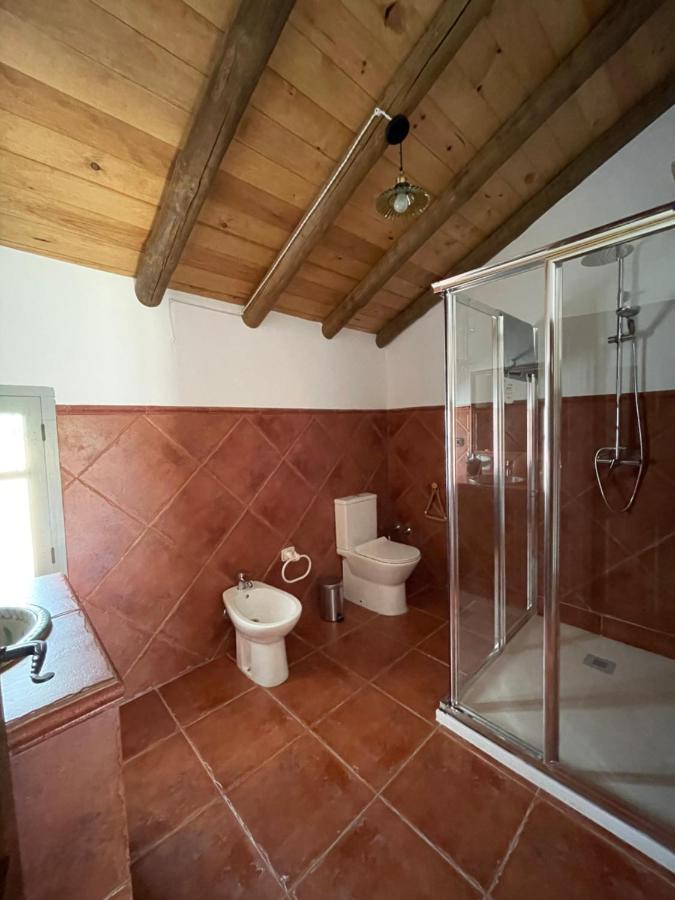 Cortijo Las Angosturas Montefrio Luaran gambar