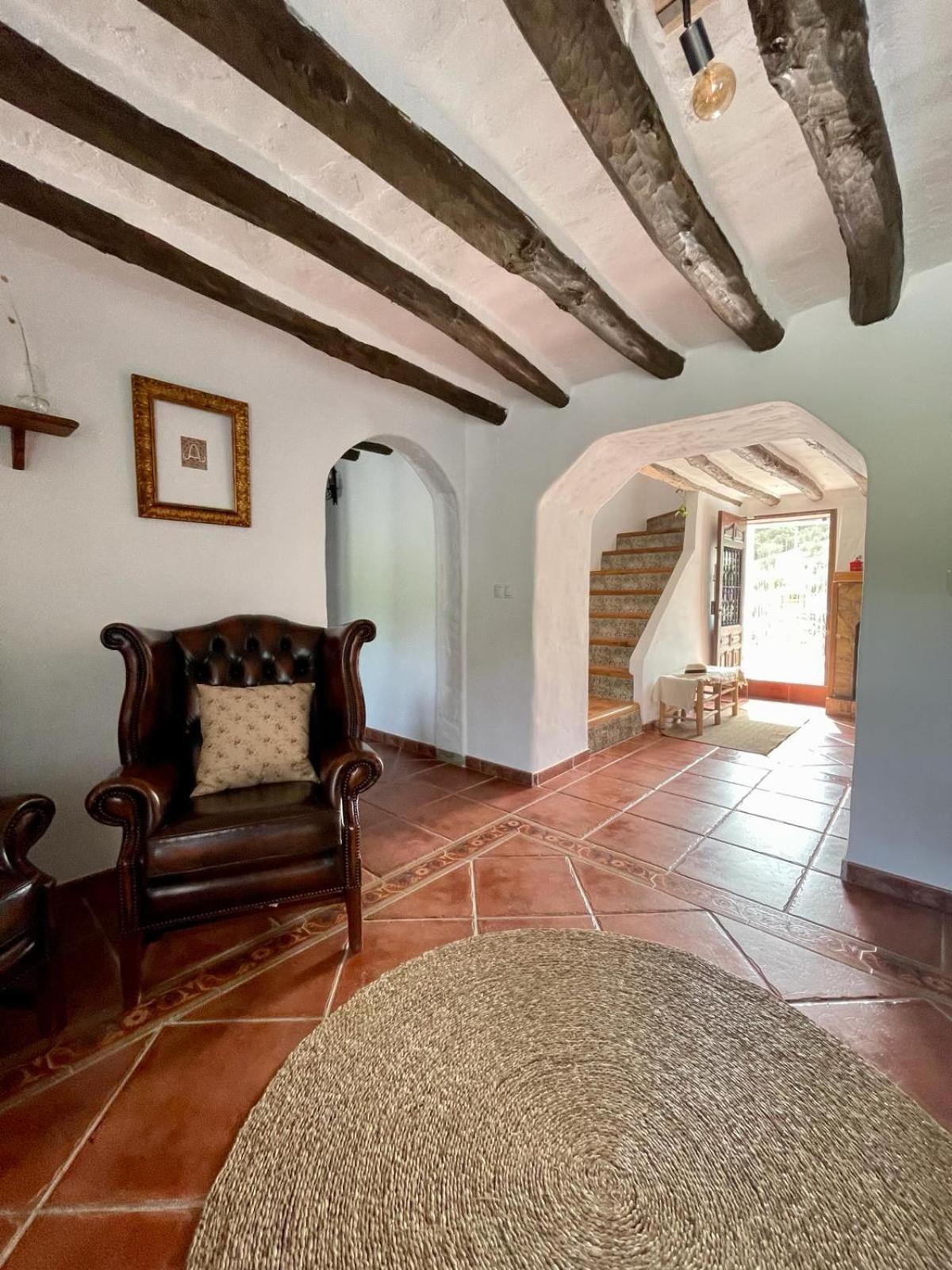 Cortijo Las Angosturas Montefrio Luaran gambar